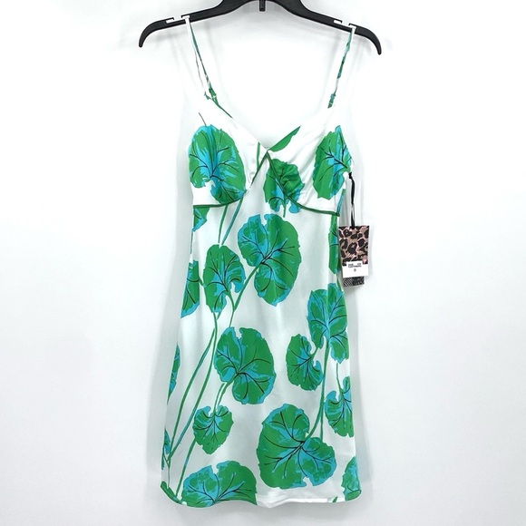 Diane Von Furstenberg Other - Diane Von Furstenberg Green & White Geranium Leaf Satin Slip Dress Size XXS